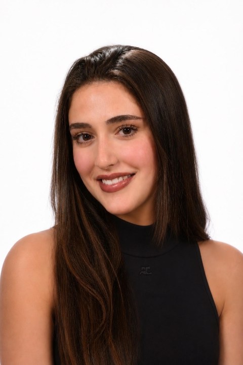 Cassia Hakakian Ozeris, creator and interviewer of Voices in STEM